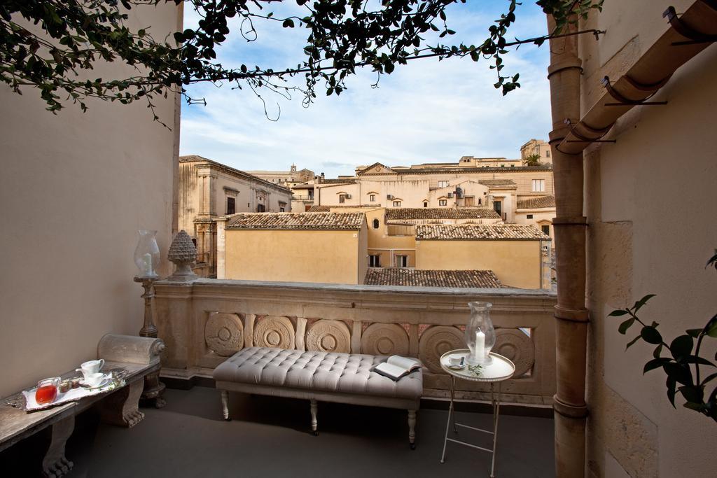 Seven Rooms Villadorata Noto Exterior foto